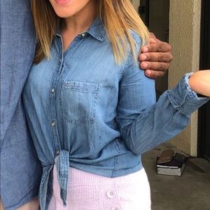 Soft and light denim button up shirt